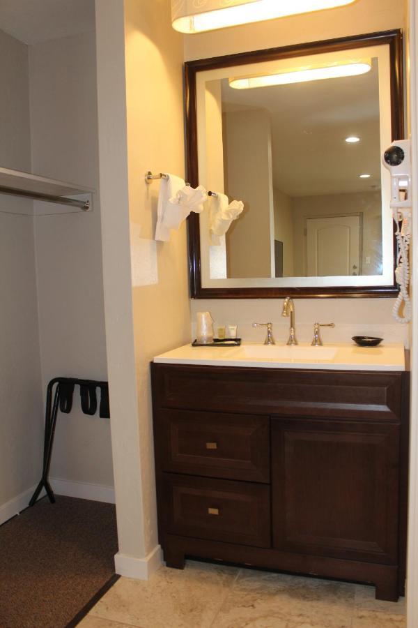 Bell & Main Alamosa Studio Suite-Walking Distance To Downtown Eksteriør billede